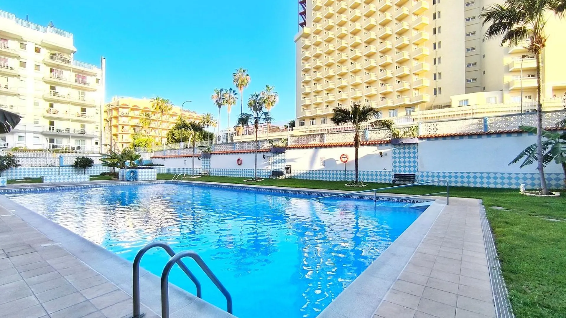 Atlantico - Pool, Ac, Close To The Beach And City Center Puerto de la Cruz